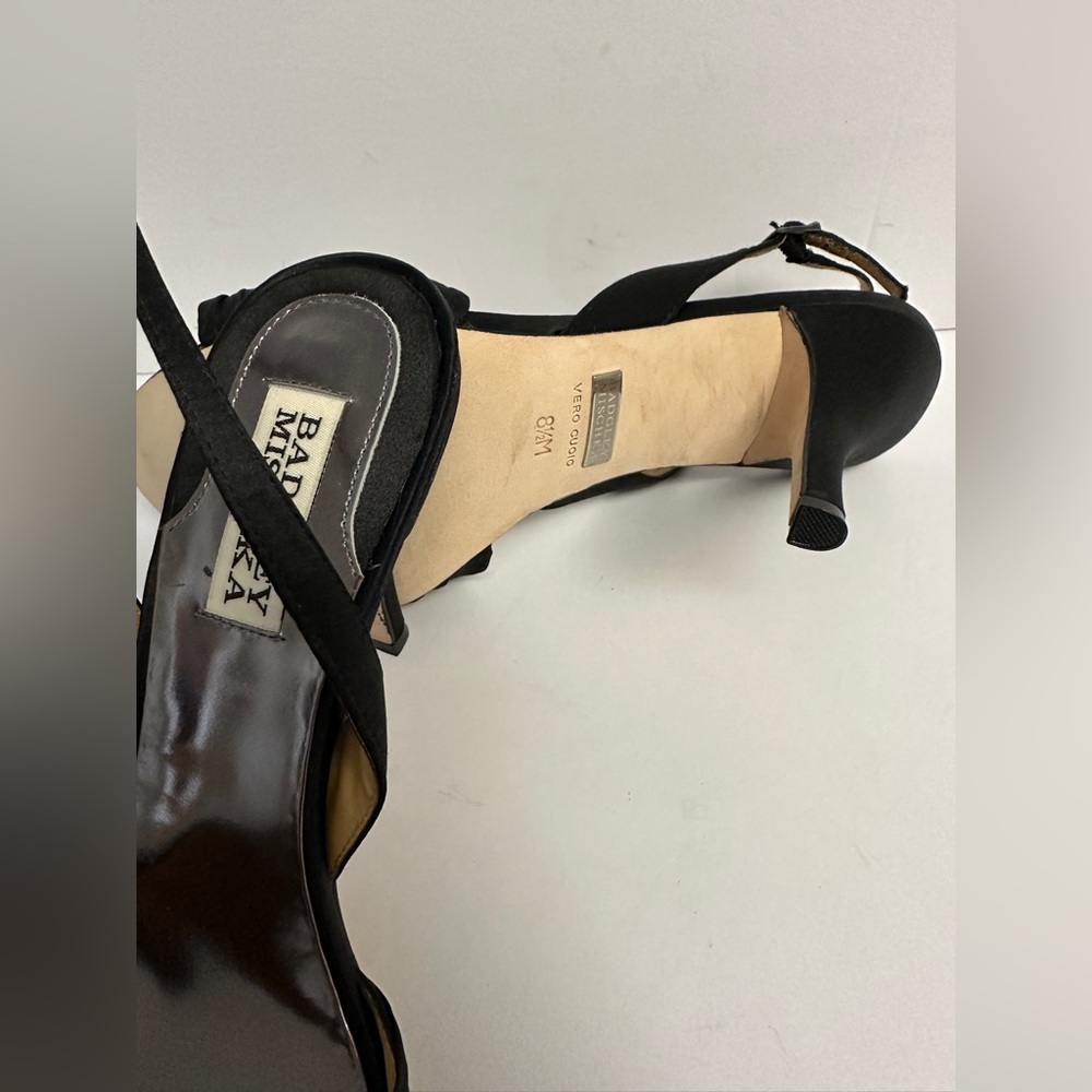 Badgley Mischka Size 8.5 Black Satin Peep Toe Heels Crystal Detail Ankle Strap - Picture 8 of 12